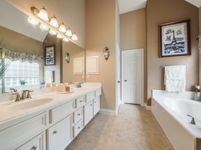 2898 Woodland Glen Lane, Conroe TX 77385