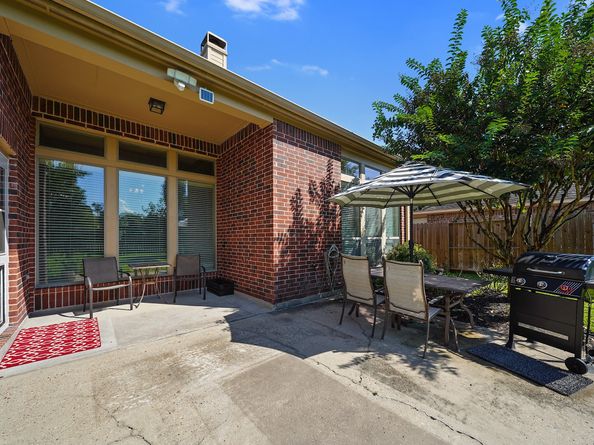 2898 Woodland Glen Lane, Conroe TX 77385