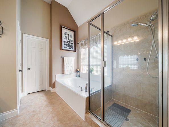 2898 Woodland Glen Lane, Conroe TX 77385