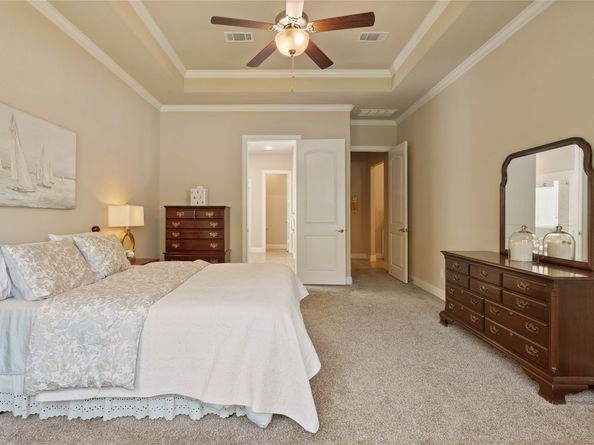 64 Venetia Grove Drive, Tomball TX 77375