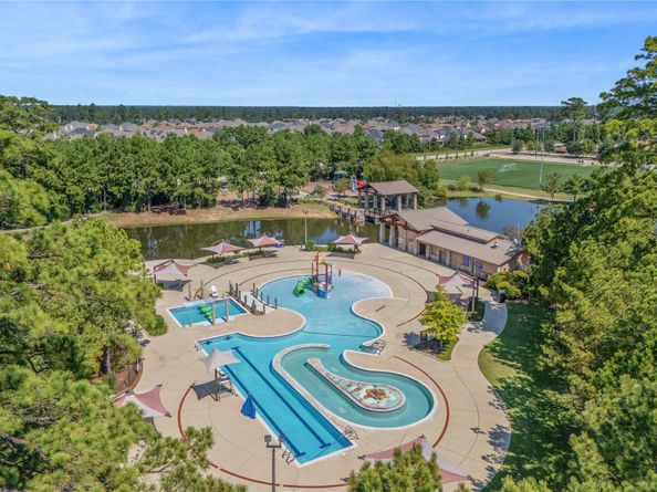 64 Venetia Grove Drive, Tomball TX 77375