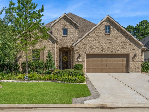 64 Venetia Grove Drive, Tomball TX 77375