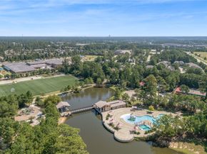 64 Venetia Grove Drive, Tomball TX 77375