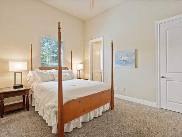 64 Venetia Grove Drive, Tomball TX 77375