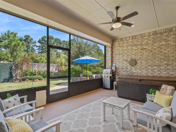 64 Venetia Grove Drive, Tomball TX 77375