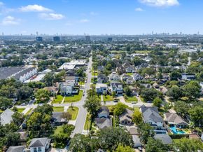 1002 W 41st Street, Houston TX 77018