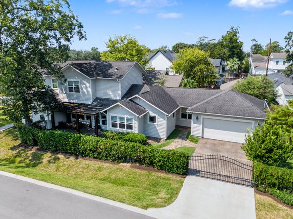 1002 W 41st Street, Houston TX 77018