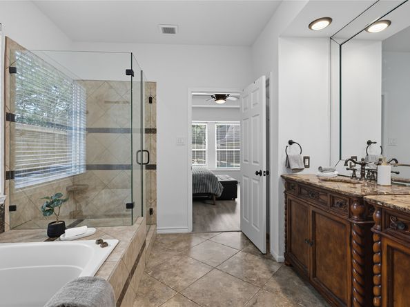 35 Outervale Place, The Woodlands TX 77381