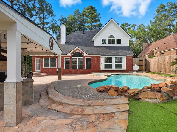 35 Outervale Place, The Woodlands TX 77381