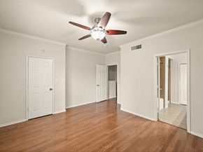9200 Westheimer Road 706, Houston TX 77063