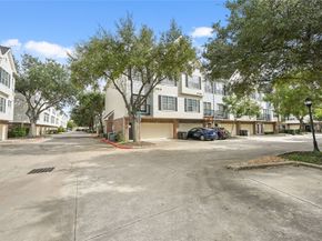 9200 Westheimer Road 706, Houston TX 77063