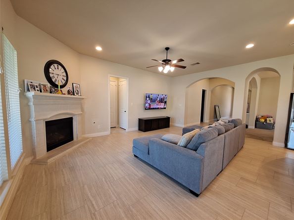 23621 Crossworth Drive, New Caney TX 77357