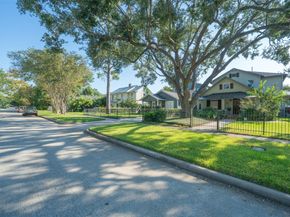 1819 Cortlandt Street, Houston TX 77008