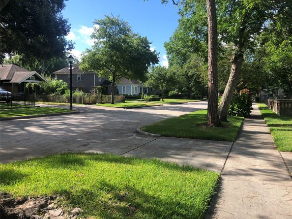 1819 Cortlandt Street, Houston TX 77008