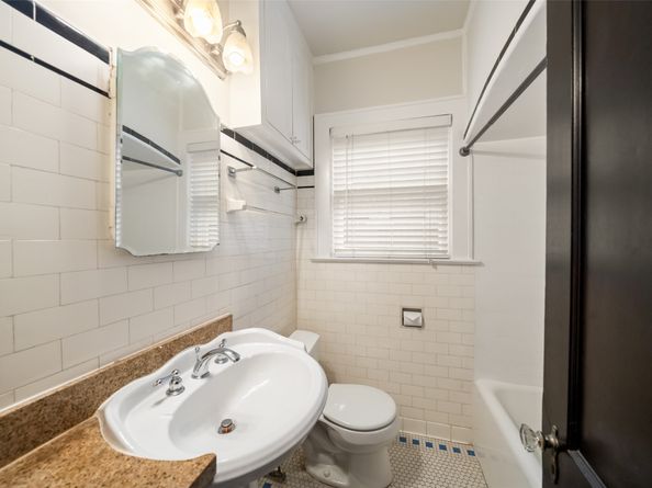 1612 Kipling Street, Houston TX 77006