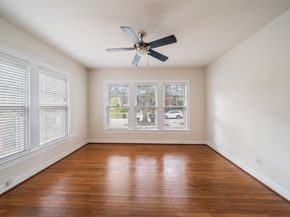 1612 Kipling Street, Houston TX 77006