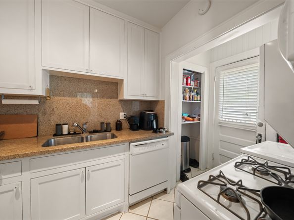 1612 Kipling Street, Houston TX 77006