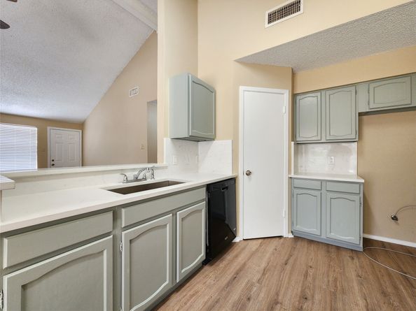15611 Highfield Drive, Houston TX 77095