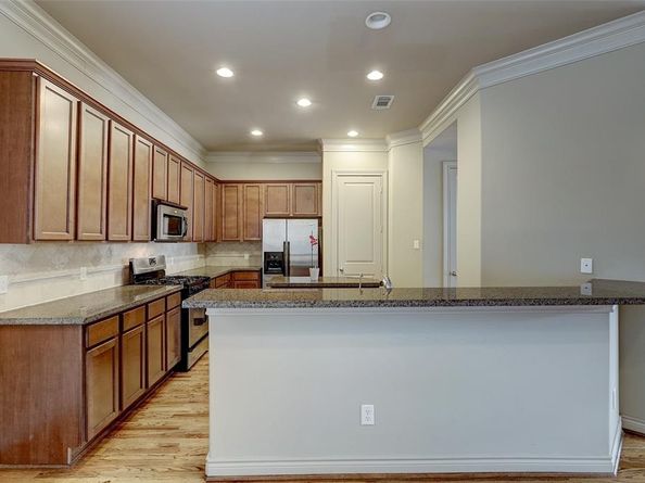 3142 Pemberton Walk, Houston TX 77025