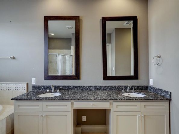 3142 Pemberton Walk, Houston TX 77025
