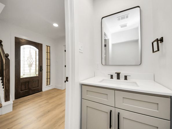 3311 Sophora Pl, Sugar Land TX 77479