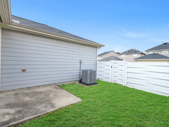 11761 Jelicoe Drive, Houston TX 77047