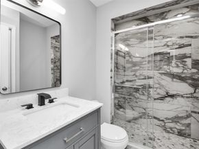 17202 Imperial Valley Drive 3, Houston TX 77060