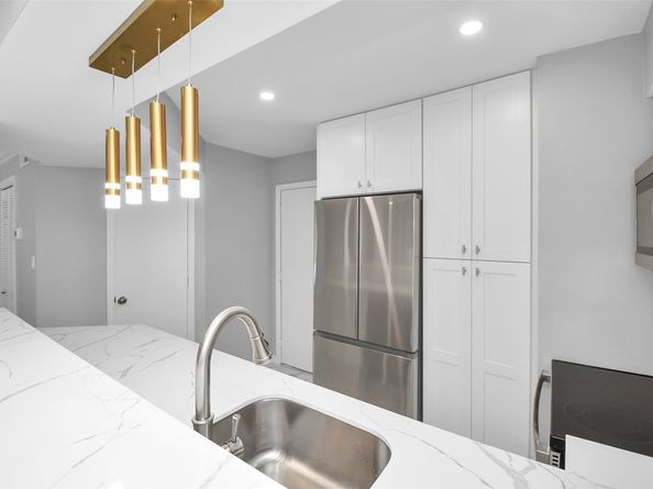17202 Imperial Valley Drive 3, Houston TX 77060