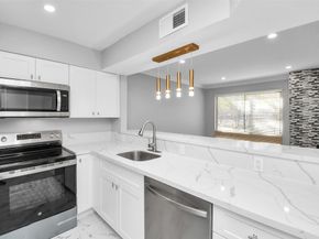 17202 Imperial Valley Drive 3, Houston TX 77060