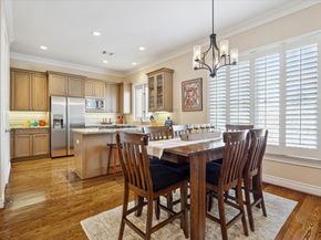 190 Oak Place, Houston TX 77006