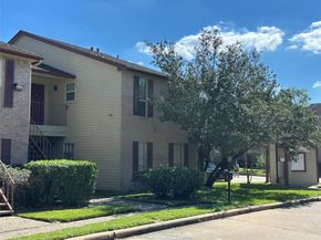 2120 El Paseo Street 806, Houston TX 77054