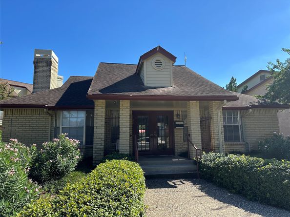 2120 El Paseo Street 806, Houston TX 77054