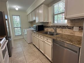 2120 El Paseo Street 806, Houston TX 77054