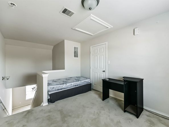 7019 Woodridge Square Drive, Houston TX 77087