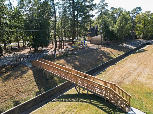 3002 Rusty Bridge Court, Spring TX 77386