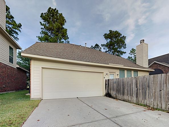 15 Fillgrove Place, The Woodlands TX 77382