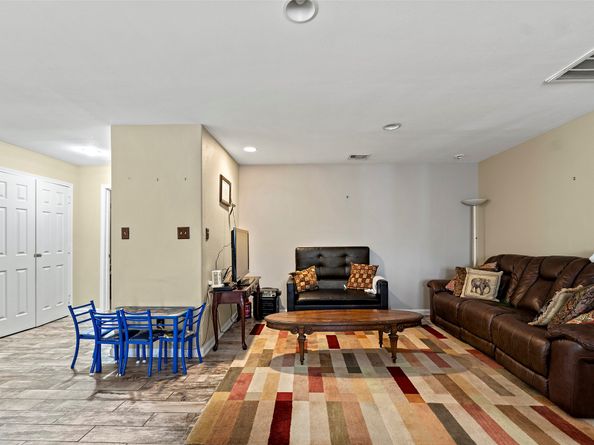 1131 W 22nd Street, Houston TX 77008