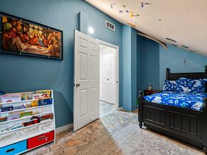 1131 W 22nd Street, Houston TX 77008