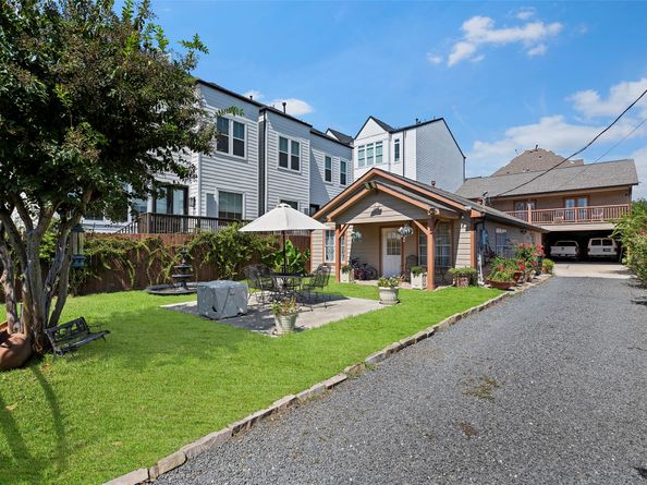 1131 W 22nd Street, Houston TX 77008
