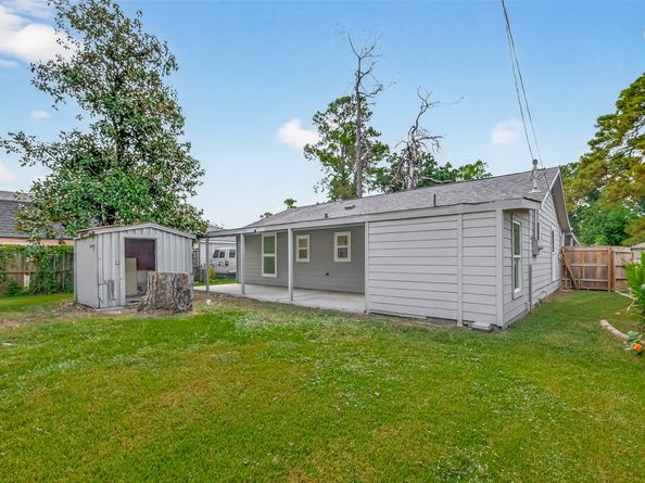 9037 Linda Vista Road, Houston TX 77078