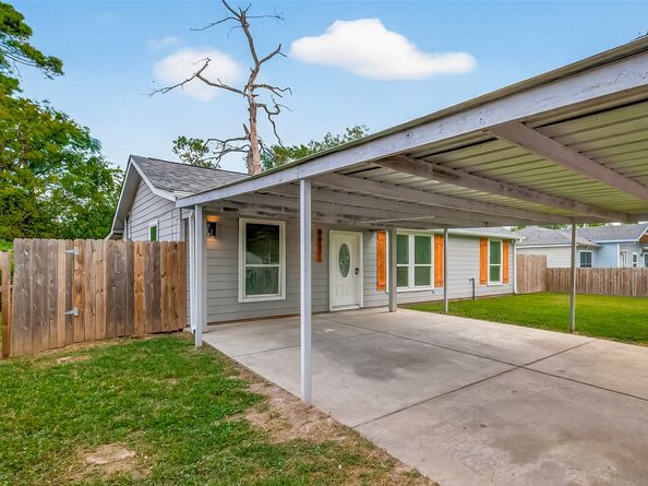 9037 Linda Vista Road, Houston TX 77078