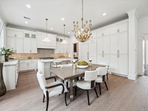 27 Wentworth Place Lane, Houston TX 77027