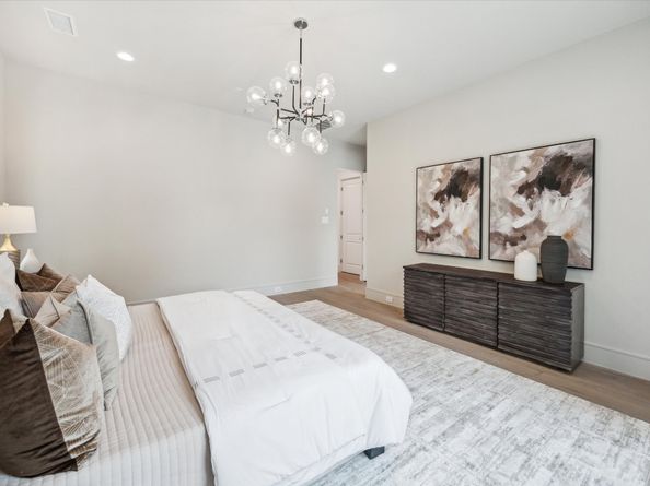 27 Wentworth Place Lane, Houston TX 77027