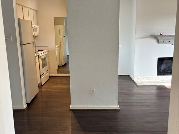 2333 Bering Drive 126, Houston TX 77057