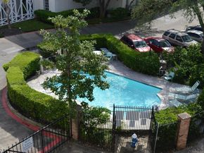 2333 Bering Drive 126, Houston TX 77057