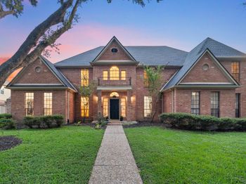 1626 Kings Castle Drive