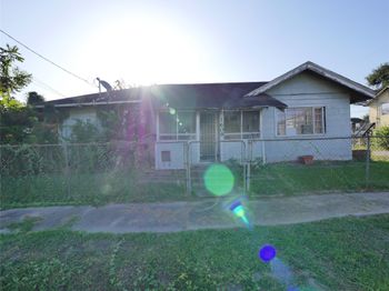 1609 Hussion Street