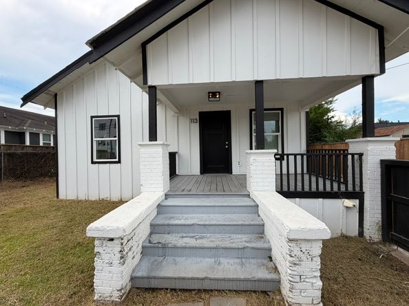 113 Delmar Street, Houston TX 77011