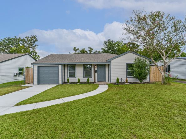 3853 Wentworth Street, Houston TX 77004