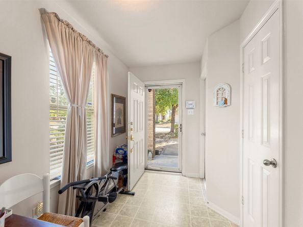 5123 Redemption Circle, Houston TX 77018